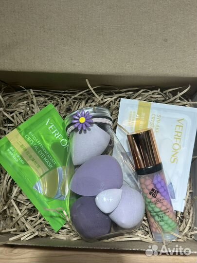 Подарочный бокс косметики