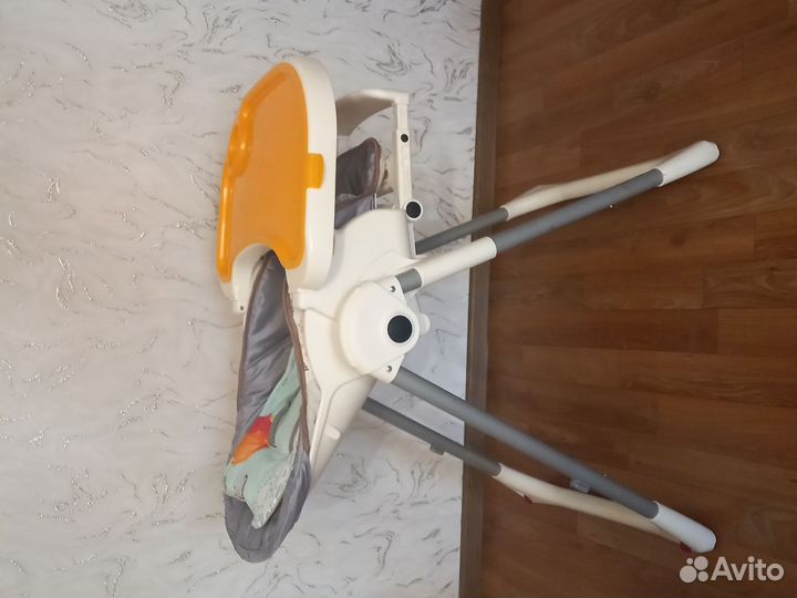 Стульчик для кормления Happy baby