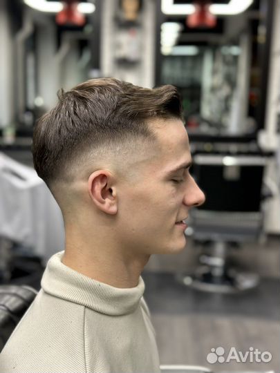 Модель на стрижку