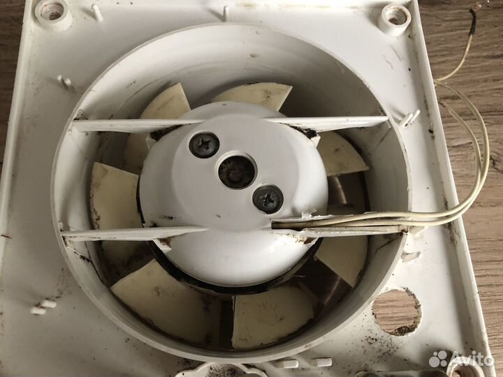 Вентилятор вытяжной Dospel Styl 120 S. Б/У