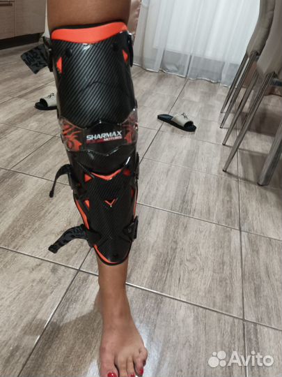 Наколенники для мото