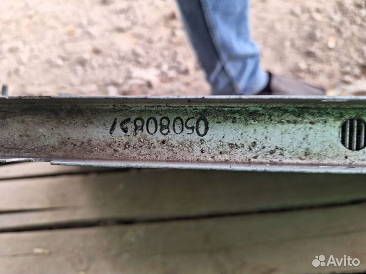 Радиатор охлаждения chevrolet tahoe