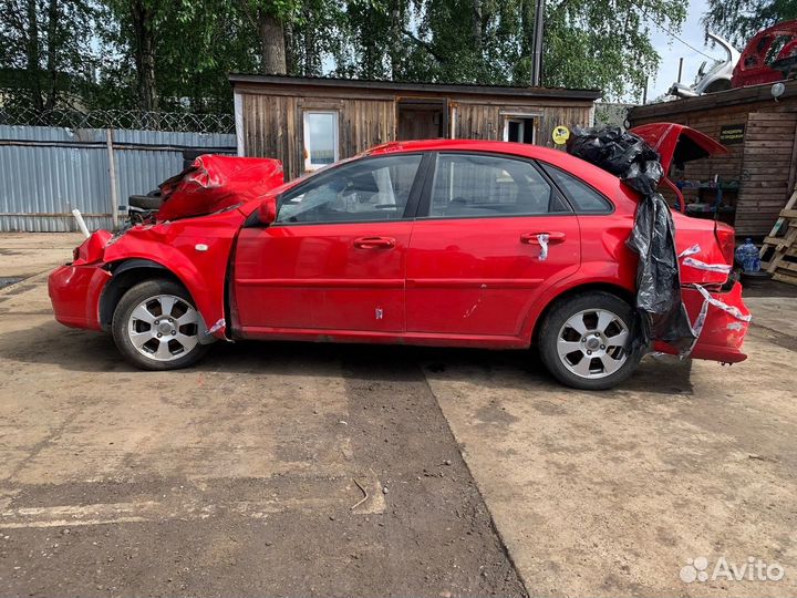 В разборе Chevrolet Lacetti