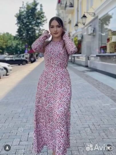 Платье S с цветами длинное