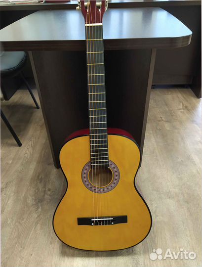 Гитара классическая шестиструнная