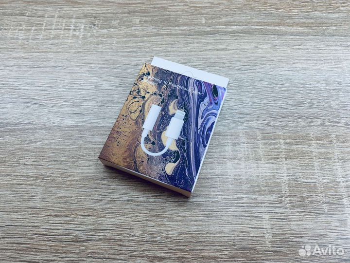 Адаптер переходник lightning на Jack 3.5мм (AUX )