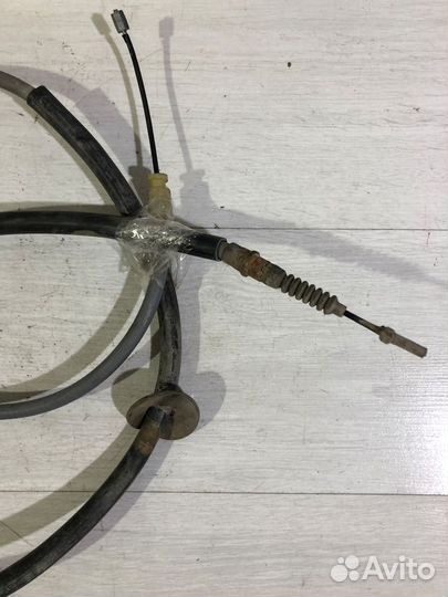 Трос ручника левый cadillac BLS 1.9 дизель