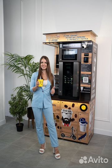 Кофейня самообслуживания plus c машиной Блютек g23