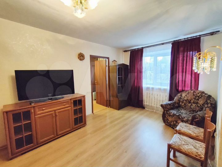2-к. квартира, 43 м², 1/5 эт.