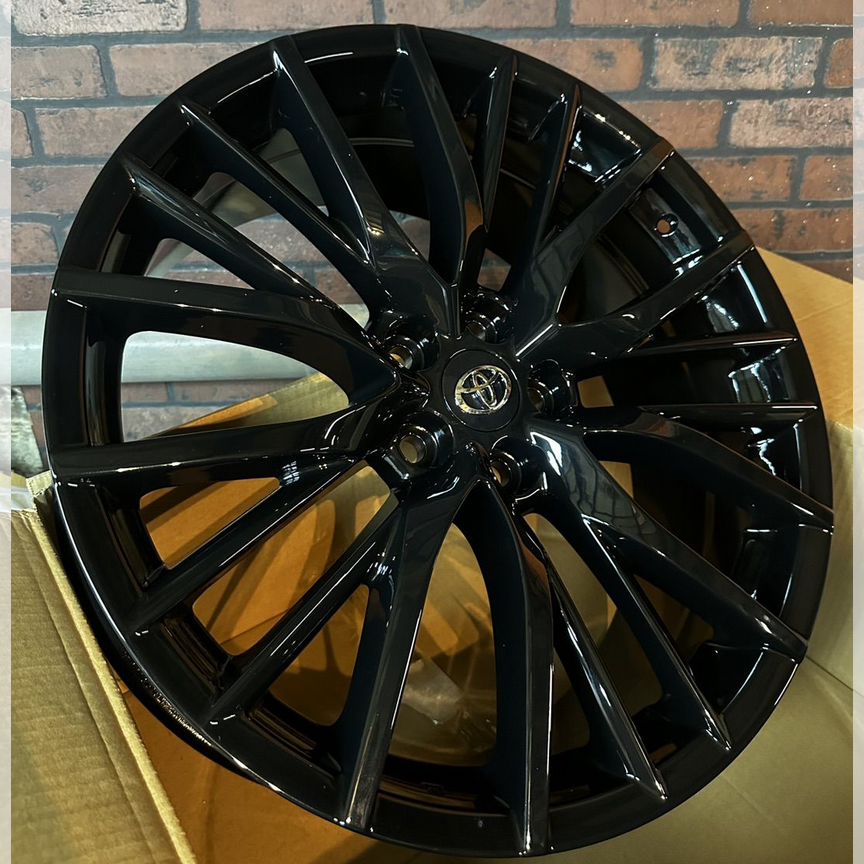 Литые диски Toyota 8×R19 5×114.3