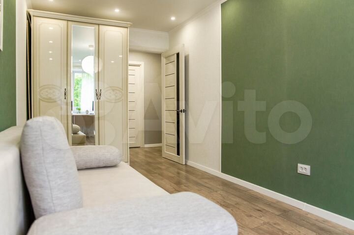 2-к. квартира, 52 м², 2/5 эт.