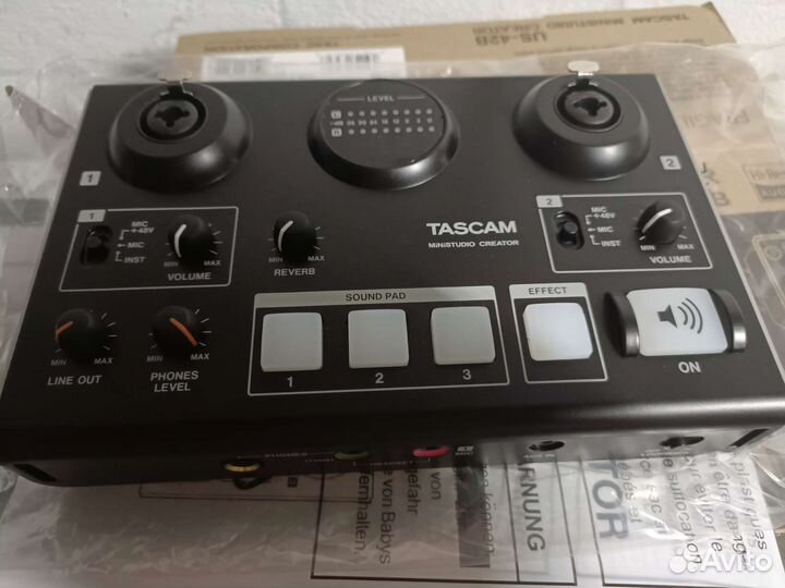 Звуковая карта tascam ministudio CreatorUS-42B