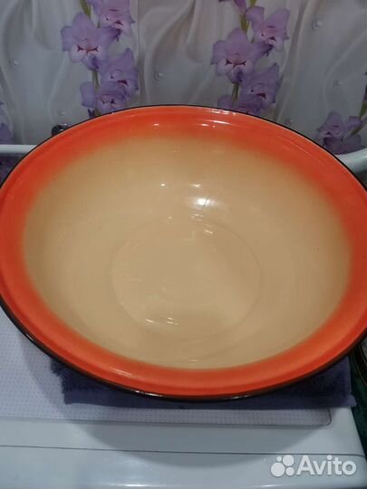 Таз эмалированный