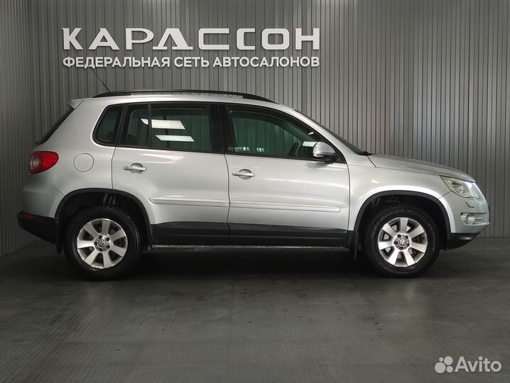 Volkswagen Tiguan 2.0 AT, 2011, 156 770 км