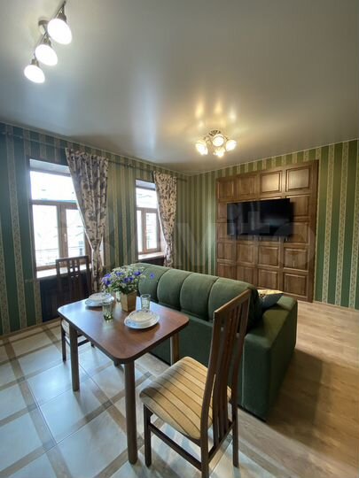 2-к. квартира, 52 м², 3/3 эт.