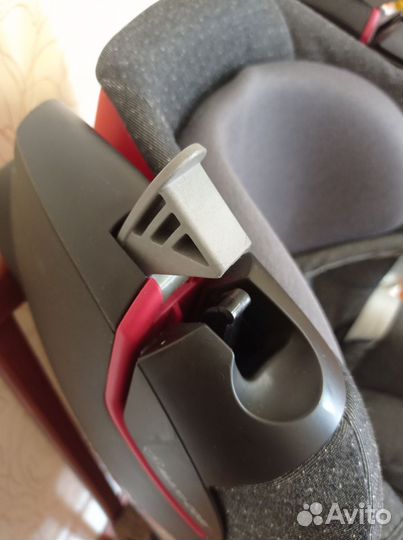 Автомобильное детское кресло от 0 до 18 кг