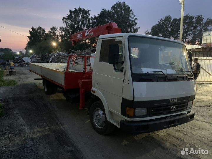 Бортовой грузовик Чайка-сервис на TATA 613 с КМУ UNIC, 2011