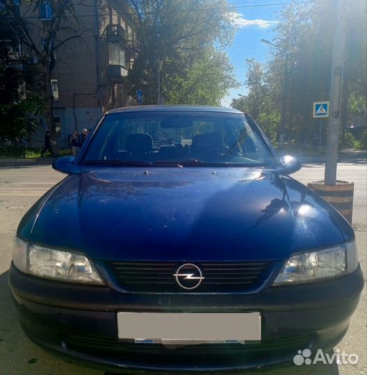 Opel Vectra 1.6 МТ, 1998, 235 000 км