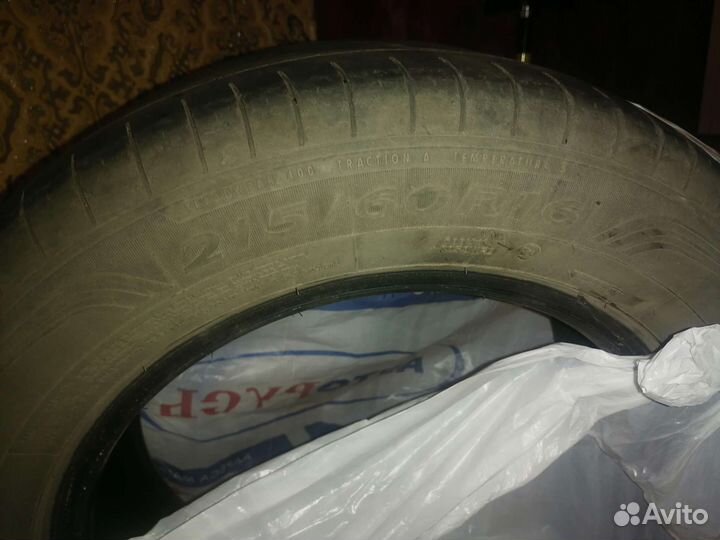 Goodyear EfficientGrip 215/60 R16
