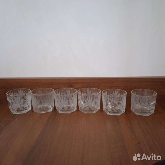 Хрустальные бокалы