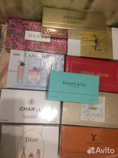 Парфюмерные наборы женские