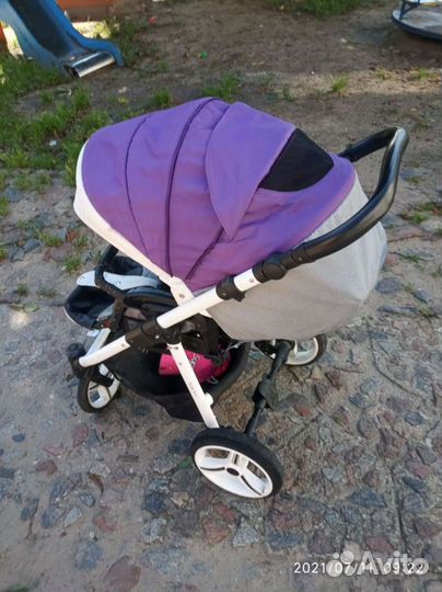 Прогулочная коляска