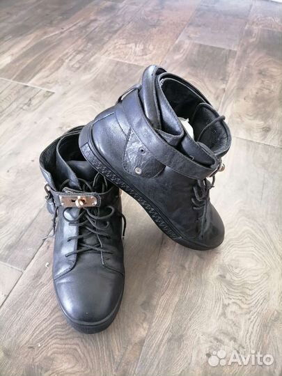 Ботинки кожаные
