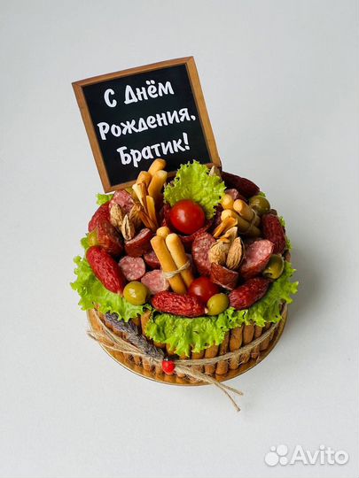 Бенто тортик из колбасок