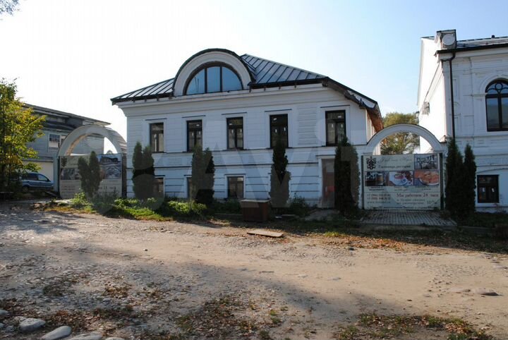 Гостиница, 1300 м²