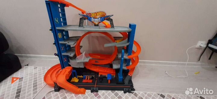 Трек парковка хотвиллос