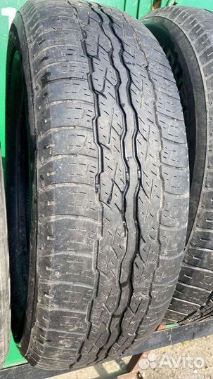 Bridgestone Dueler H/T 687 225/65 R17