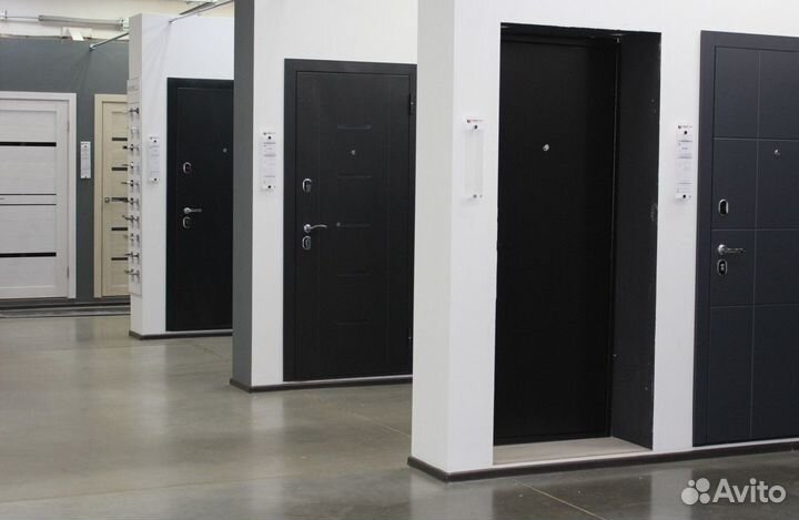 Дверь входная в квартиру