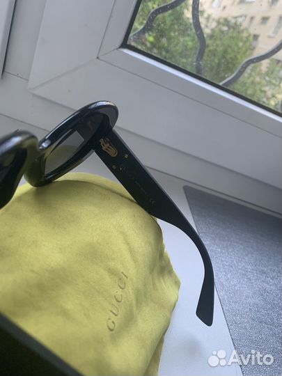 Солнцезащитные очки женские gucci
