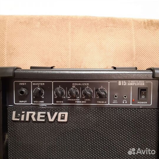 Басовый комбоусилитель lirevo TS-B15