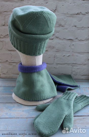 Комплект шапка,шарф и варежки двухсторонние