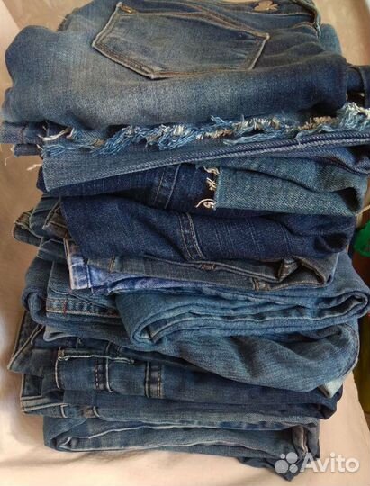 Б/у одежда из джинсы для творчества