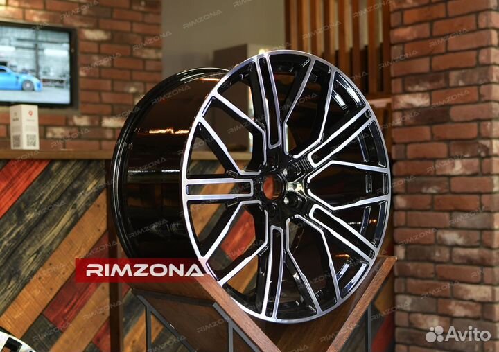 Кованые диски R22 Lumma