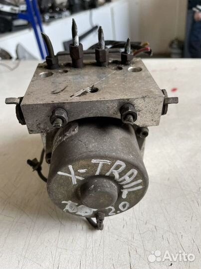 Блок ABS Nissan X-Trail T30 2001-2006