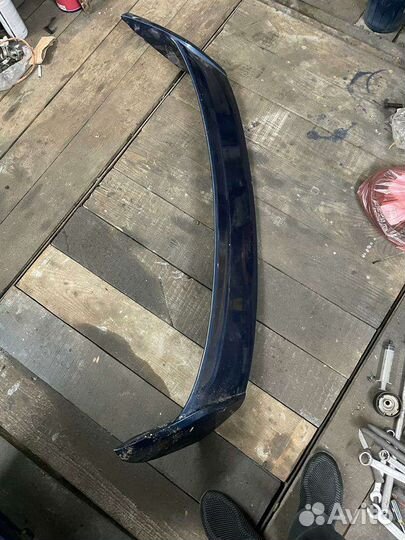 Сполер на priora седан