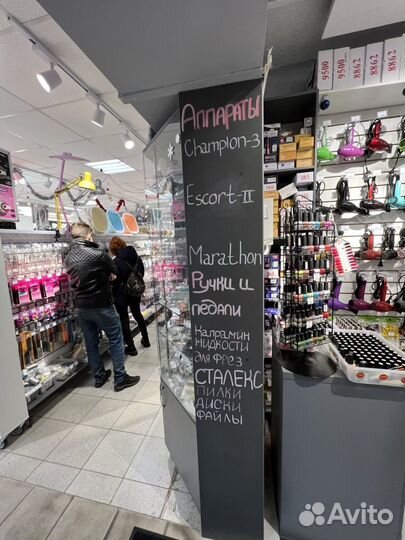 Маркер мел Uni Chalk 8K 8мм клиновид розовый флуор