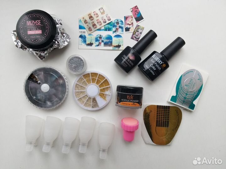 Стразы, блёстки и другое, для маникюра