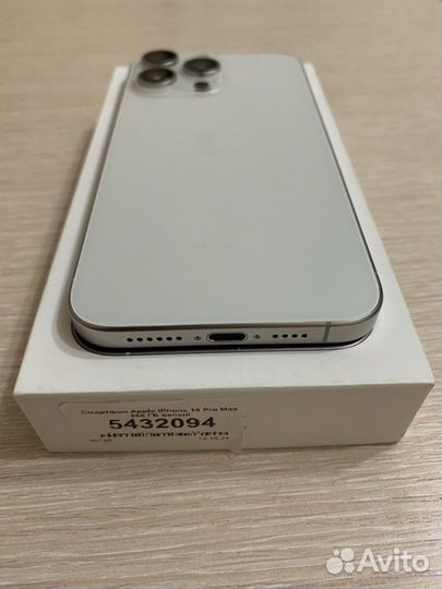 iPhone 15 Pro Max, 256 ГБ