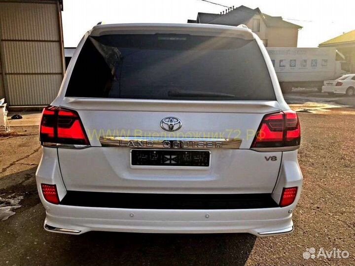 Стопы задние тюнинг Land Cruiser 200 TY07X1