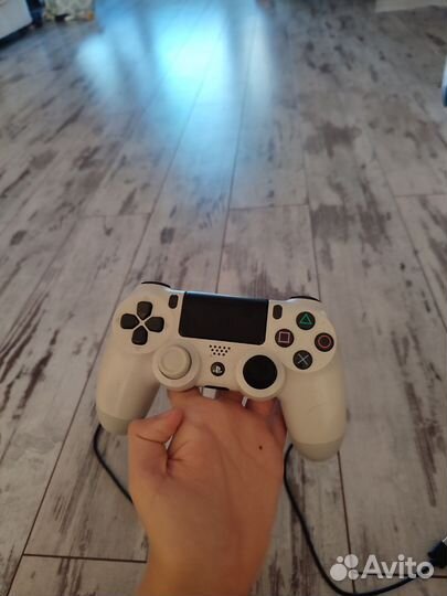 Sony playstation 4 slim 1tb с играми 2 джостика