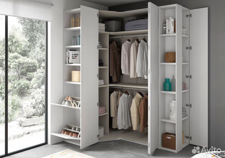 Угловой шкаф