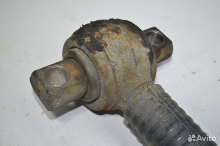 Реактивная тяга ведущего моста MAN TGX 18.440 (01