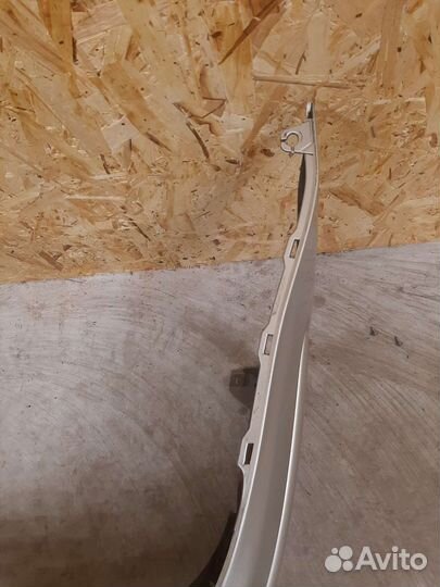 Бампер передний Toyota avensis AZT250