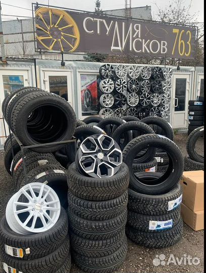 Nokian Tyres Hakkapeliitta 10 EV 235/50 R20