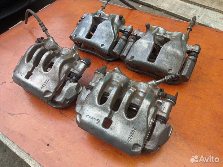 Суппорт MB Sprinter 515 VW Crafter спарка