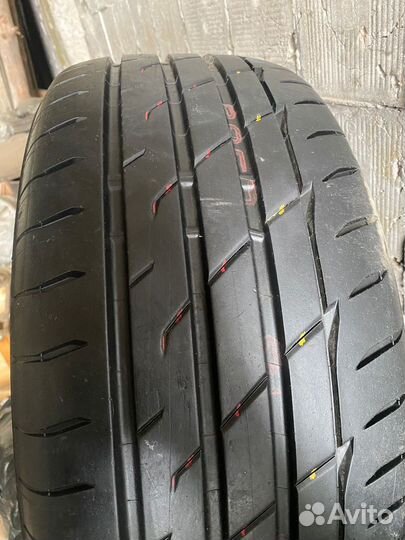 Bridgestone Potenza Adrenalin RE004 235/45 R17 97W